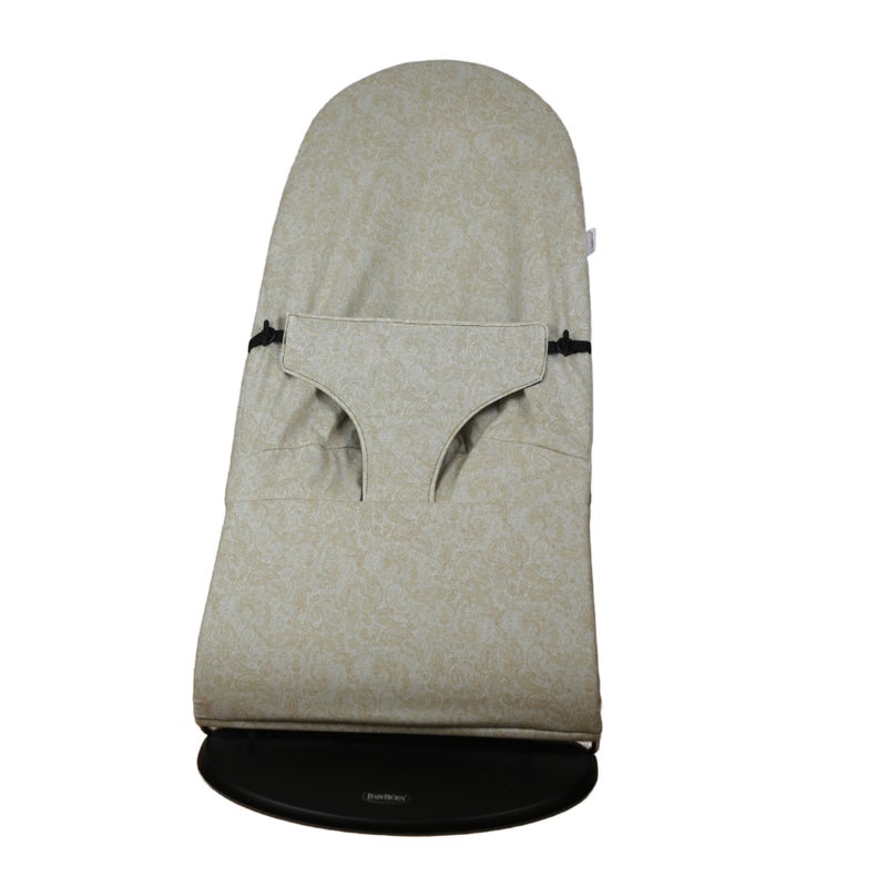 Sitterin p&auml;&auml;lliset omasta kankaasta